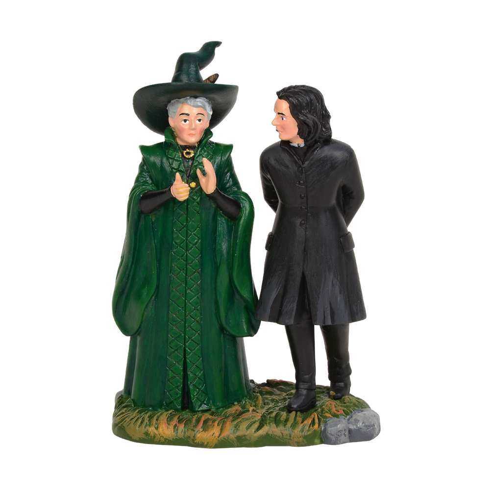 A fabolous decoration to buy in UK - Professor Snape and Professor MinervaÂ McGonagal 6003331 Department56 Harry Potter Village