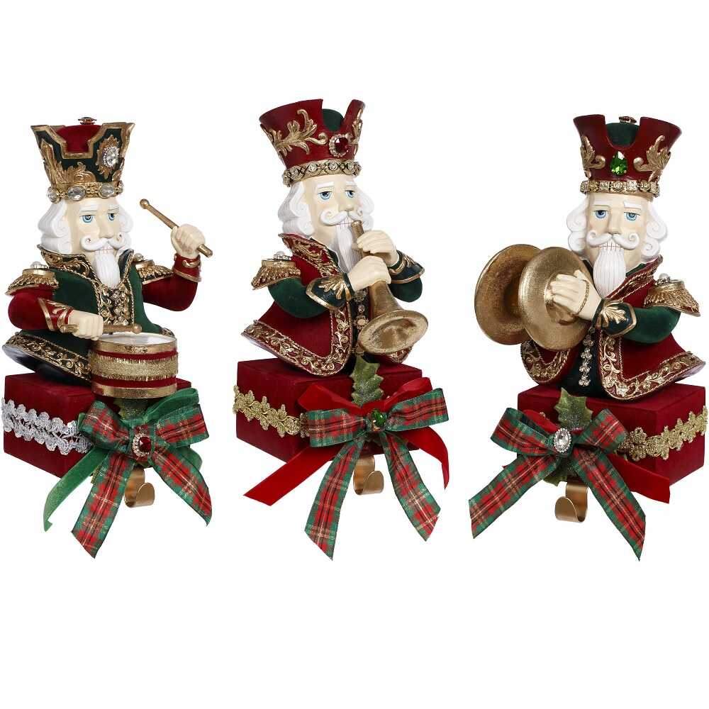 A fabolous decoration to buy in UK - Mark Roberts 63-93250 Band Of Nutcrackers